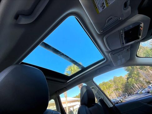 Used 2023 Subaru Forester Limited w/ Popular Package #3 image 14