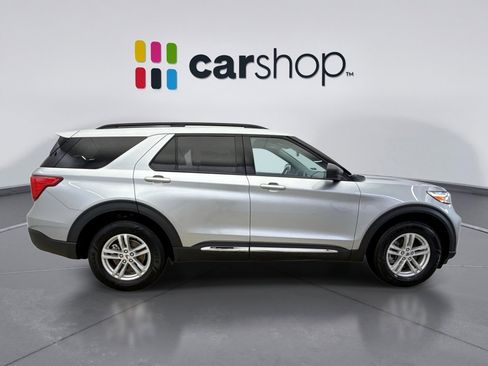 Used 2024 Ford Explorer XLT w/ Equipment Group 202A AWD/4WD image 6