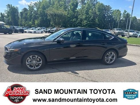 Used 2023 Honda Accord EX-L image 6