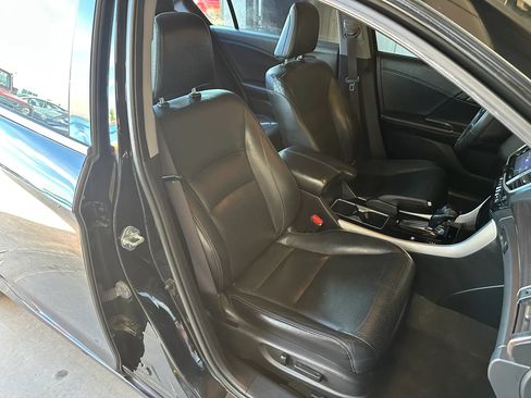 Used 2017 Honda Accord EX-L image 13