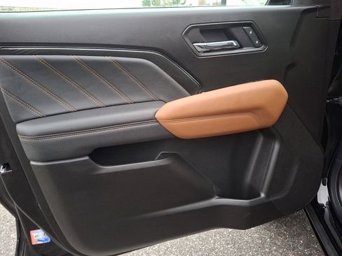 Used 2026 GMC Canyon AT4 w/ Nightfall Essentials Package image 12