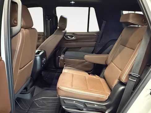 Used 2024 Chevrolet Tahoe High Country RWD image 26