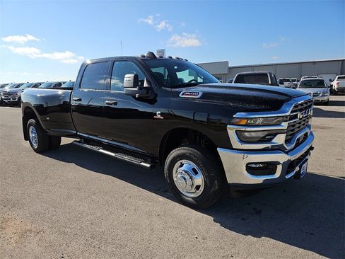 New 2026 RAM 3500 Tradesman image 9