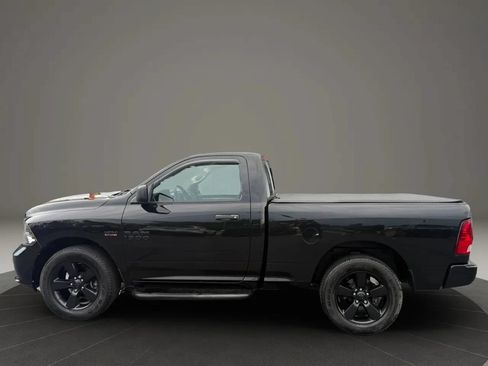 Used 2015 RAM 1500 Express w/ Black Ram 1500 Express Group AWD/4WD image 10