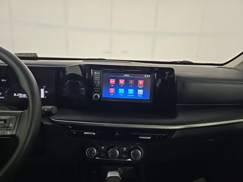 Used 2025 Nissan Kicks S FWD image 10