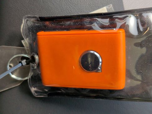 Used 2025 Volvo XC60 B5 Plus image 38