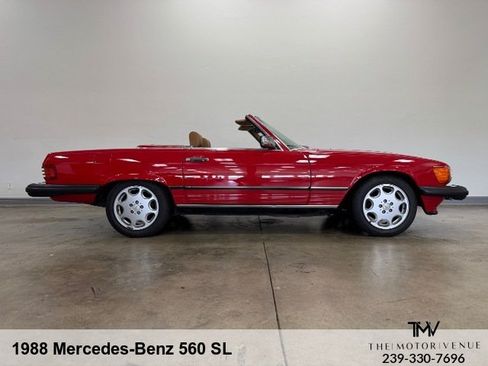 Used 1988 Mercedes-Benz 560 SL image 16