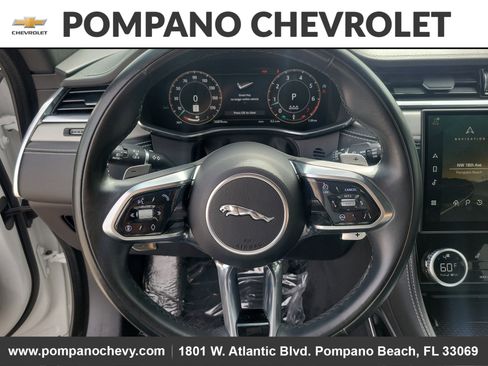 Used 2025 Jaguar F-PACE R-Dynamic S image 22