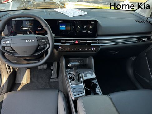 New 2026 Kia Sportage EX w/ EX Panorama Roof Package image 12