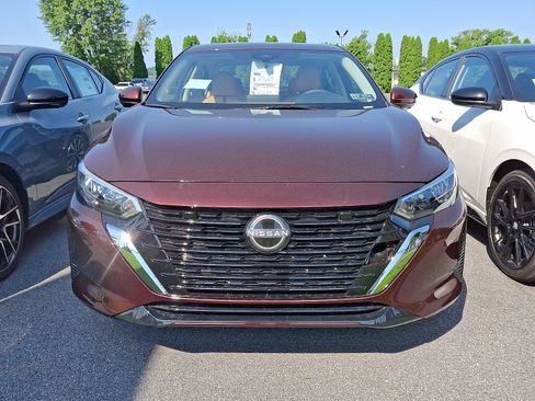 New 2025 Nissan Sentra SV w/ SV Premium Package image 2