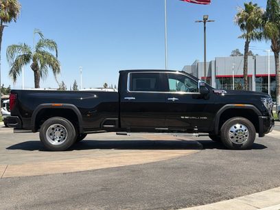New 2026 GMC Sierra 3500 Denali w/ Denali Reserve Package