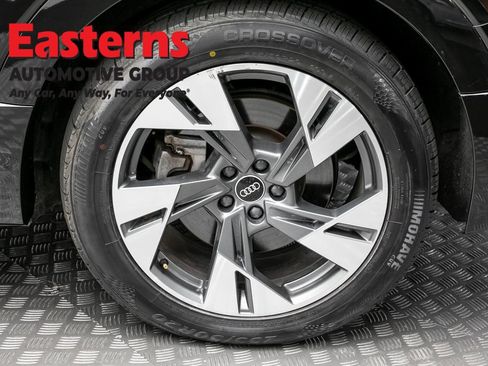 Used 2021 Audi e-tron Premium w/ Convenience Plus Package AWD/4WD image 8