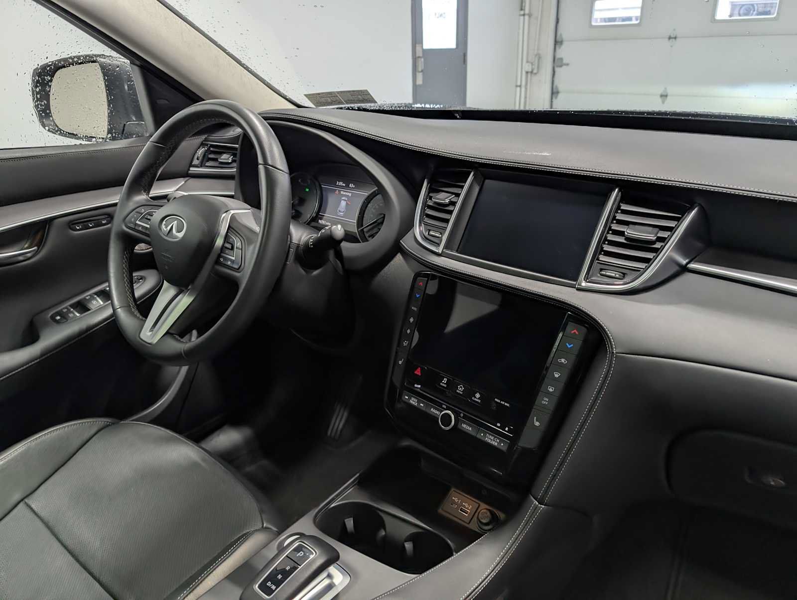 Used 2023 INFINITI QX50 Luxe AWD/4WD image 44