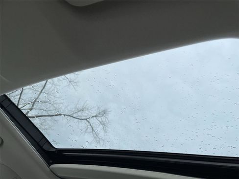 Used 2024 Honda Civic EX-L image 20