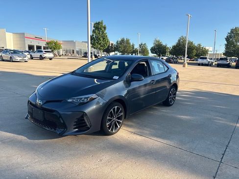 Used 2019 Toyota Corolla SE FWD image 7