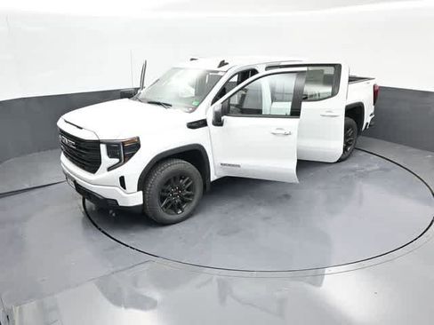 New 2025 GMC Sierra 1500 Elevation image 88