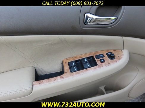 Used 2004 Honda Accord EX image 28