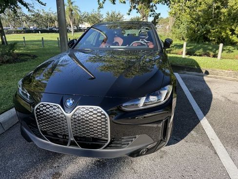 Used 2026 BMW i4 xDrive40i AWD/4WD image 2