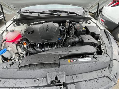 Used 2025 Kia K5 LXS FWD image 32