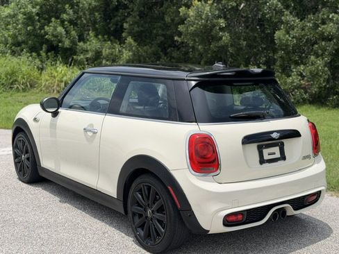 Used 2014 MINI Cooper S FWD image 3