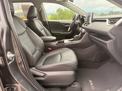 Used 2023 Toyota RAV4 XLE Premium AWD/4WD image 27
