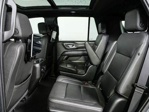 Used 2021 Chevrolet Tahoe LT RWD image 18