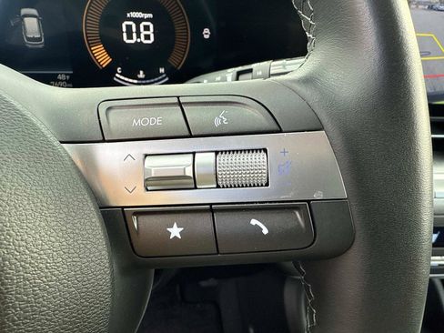 Used 2024 Hyundai Kona SEL image 28