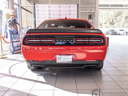 Used 2015 Dodge Challenger SRT Hellcat image 14