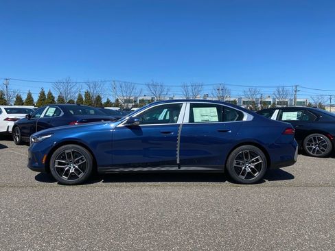 New 2026 BMW 530i xDrive AWD/4WD image 4