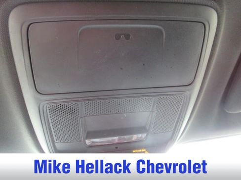 Used 2025 Buick Enclave Preferred FWD image 33