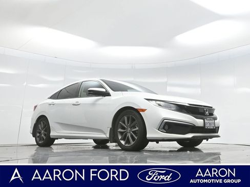 Used 2020 Honda Civic EX image 2