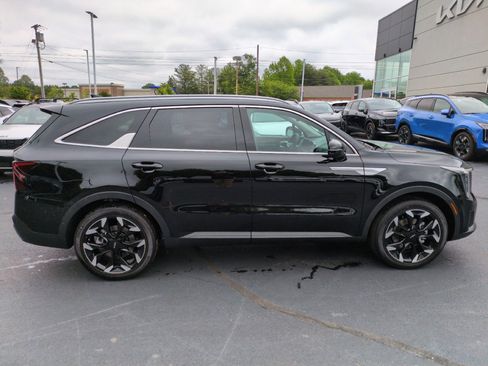 New 2026 Kia Sorento SX FWD image 8