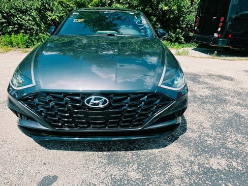 Used 2022 Hyundai Sonata SEL Plus w/ Cargo Package FWD image 2