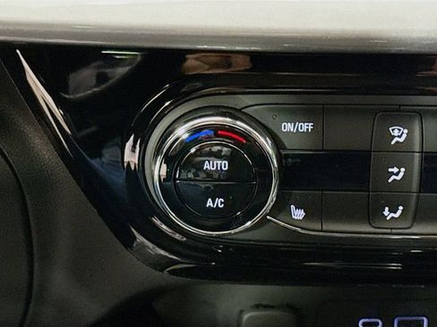 New 2026 Chevrolet Trax LT FWD image 21