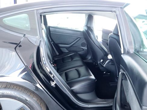 Used 2023 Tesla Model 3 Standard Range RWD image 31