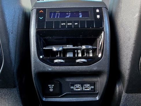 Certified 2024 Jeep Grand Cherokee L Altitude image 22