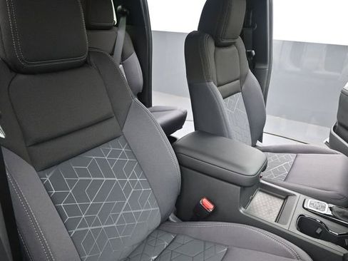 New 2026 Nissan Frontier SV image 24