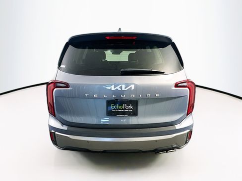 Used 2025 Kia Telluride S image 7