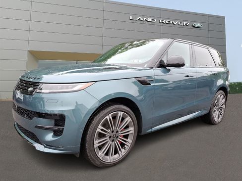 Used 2024 Land Rover Range Rover Sport Dynamic SE AWD/4WD image 1