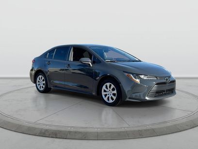 Used 2025 Toyota Corolla LE w/ Convenience Package