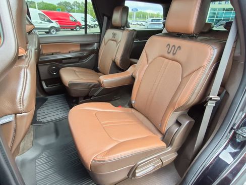 Used 2024 Ford Expedition King Ranch AWD/4WD image 8