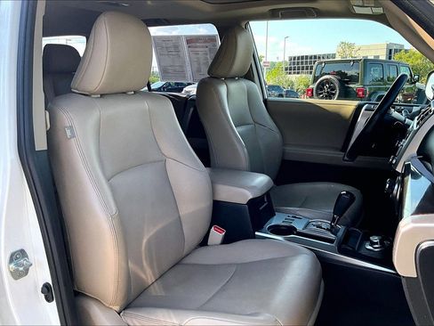Used 2023 Toyota 4Runner Limited AWD/4WD image 7