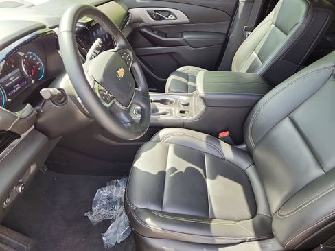 Used 2023 Chevrolet Traverse LT w/ LPO, Floor Liner Package AWD/4WD image 23