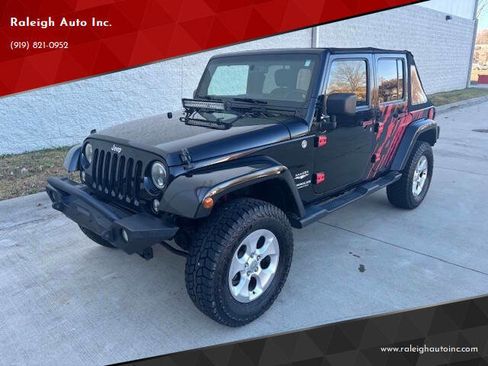 Used 2015 Jeep Wrangler Unlimited Sahara w/ Connectivity Group image 1