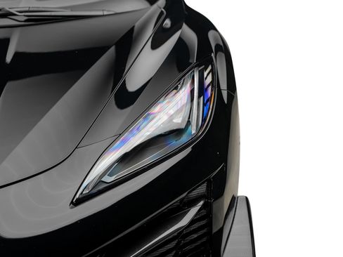 Used 2025 Chevrolet Corvette Z06 RWD image 5