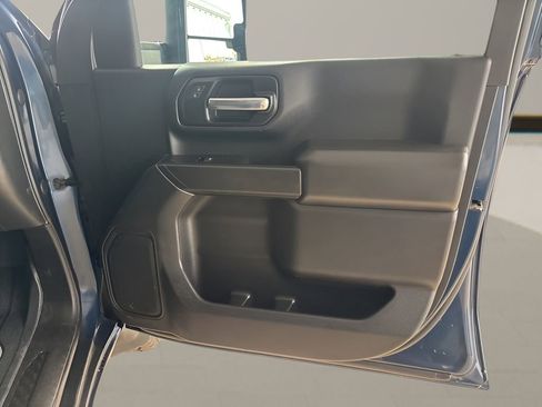 Used 2020 Chevrolet Silverado 2500 Custom w/ Custom Value Package image 27
