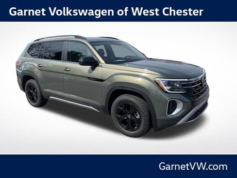 New 2026 Volkswagen Atlas Peak Edition AWD/4WD image 7