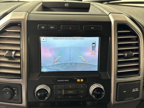 Used 2019 Ford F250 Platinum AWD/4WD image 18