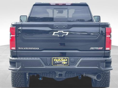 New 2026 Chevrolet Silverado 2500 ZR2 image 4