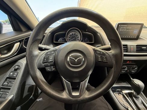 Used 2016 MAZDA MAZDA3 i Sport w/ Preferred Equipment Package FWD image 18